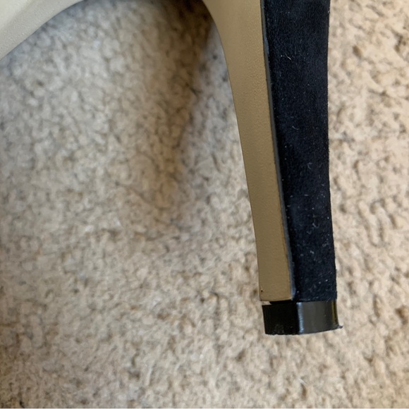 Nine West Phantom black suede peep-toe stiletto booties 8.5 - Picture 13 of 15